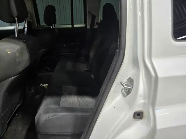 2012 JEEP PATRIOT NORTH - FINANCEMENT 100% APPROUVER DISPO - Photo 11