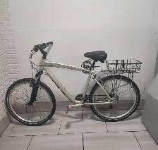 City Cruiser with basket