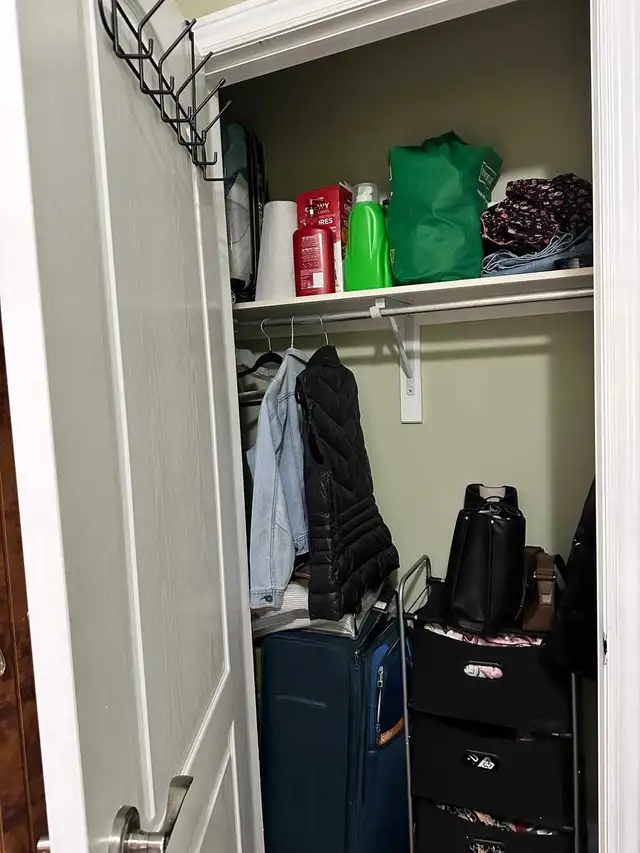 Room for girls only -Hughway 50/Valetian St - Photo 2