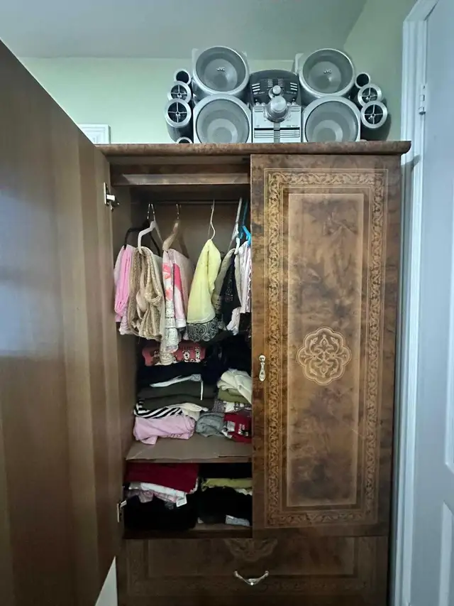 Room for girls only -Hughway 50/Valetian St - Photo 3