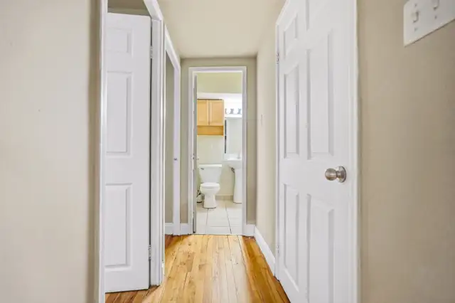 FOR SALE: Bright 2-bed condo on Troy Ave! - Photo 7