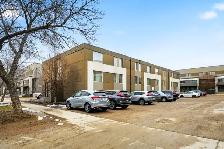 FOR SALE: Bright 2-bed condo on Troy Ave! - Photo 18