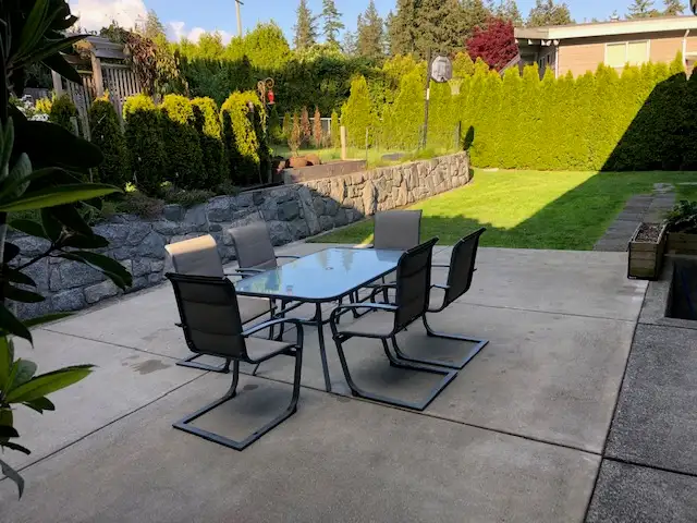 BEAUTIFUL FULLY FURNISH 2Bed 1Full Bath Suite in Panorama Ridge - Photo 9