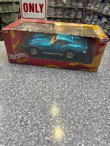 Hotwheels Classic Limited Edition 1/18 69 Corvette Boxed
