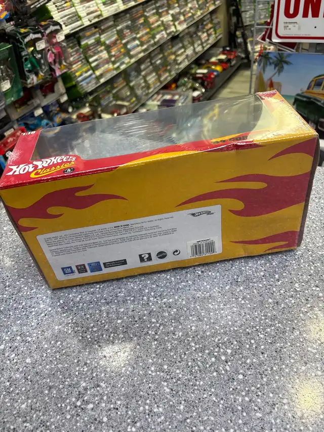 Hotwheels Classic Limited Edition 1/18 69 Corvette Boxed - Photo 5