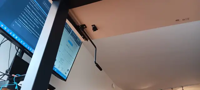 Solid Steel Manual Height-Adjustable Desk - Heavy Duty Workstati - Photo 5