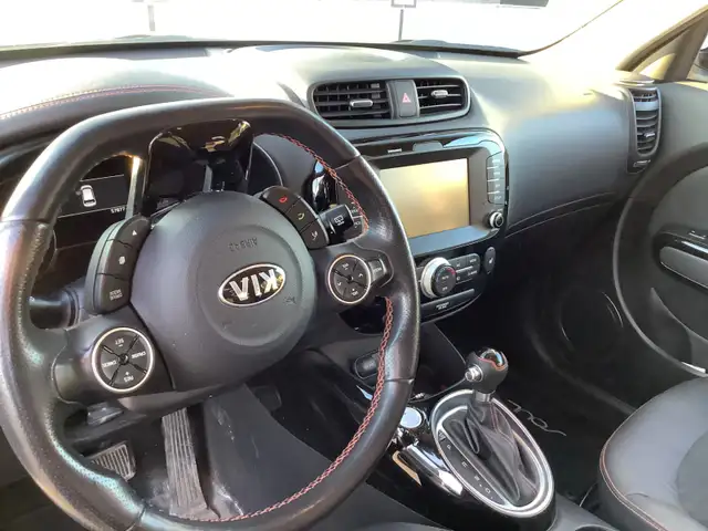 Kia Soul SX Turbo 2017 - 14500$ Négociable - Photo 3