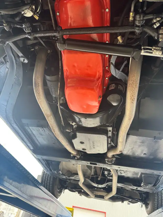 1975 Chevrolet corvette convertible - Photo 3