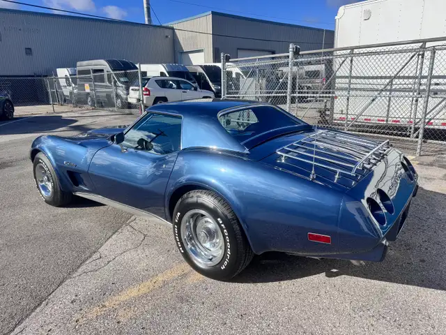 1975 Chevrolet corvette convertible - Photo 6