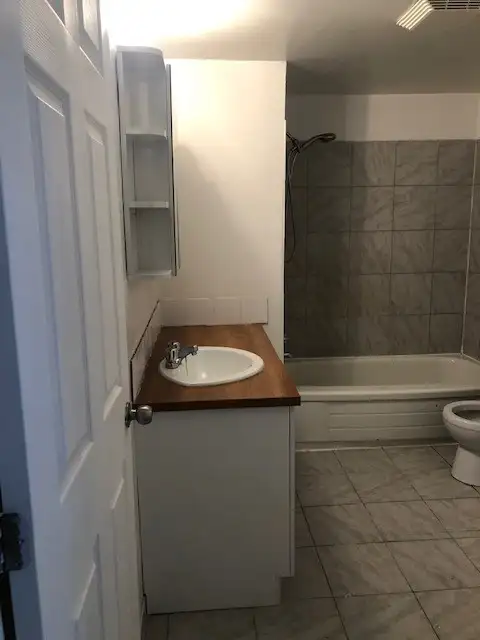 Grand 5 ½, chauffage et eau chaude incluse 1 juillet - Photo 4