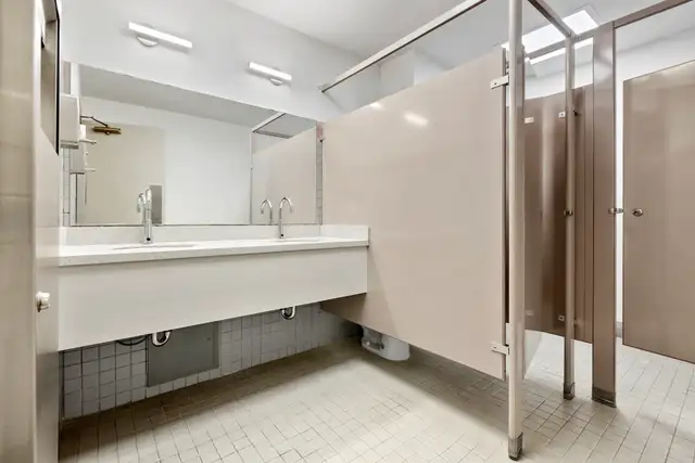 2039 Robertson Road, Bells Corners | Office Space to Lease - Photo 8