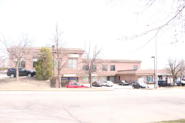 Cherbourg Commercial  local secteur résidentiel - Photo 2