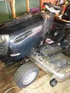 Craftsman Riding Lawnmower