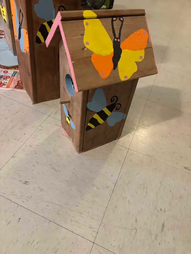 homemade bird houses - Photo 2