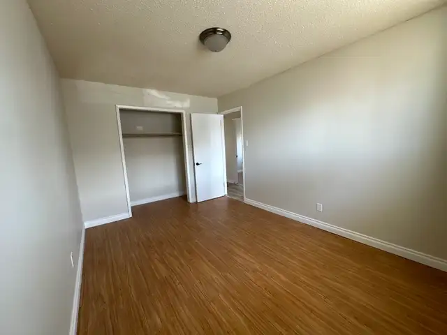 House for rent - Photo 4