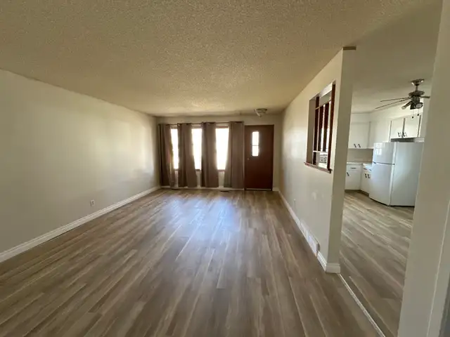 House for rent - Photo 8