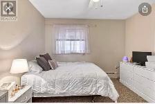 Bright 3 Bedroom Apartment for Rent! - Photo 5