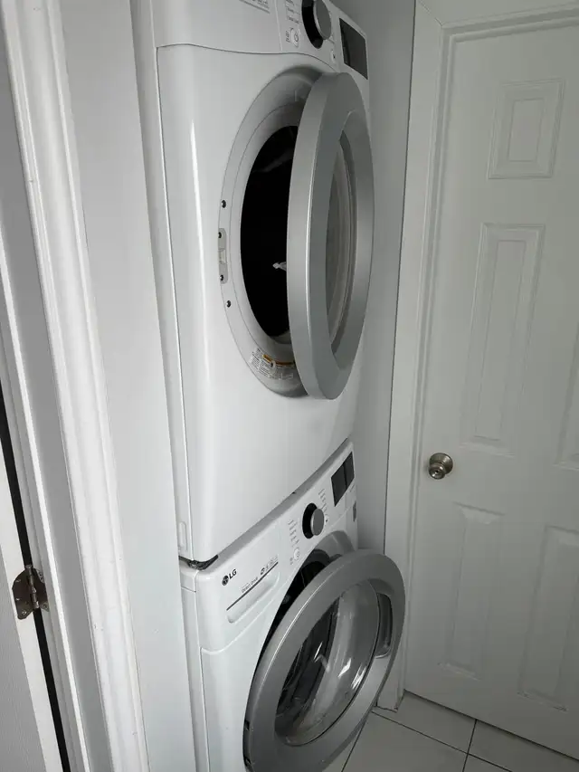 800$ Room Available for Summer Sublet May-Aug in Nepean - Photo 8