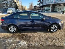 2020 Toyota Corolla LE - Photo 4