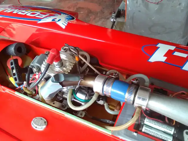 Remote Control Hydroplane Race Boat - 1/5 Scale - Photo 10