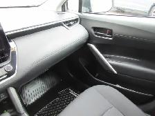 2024 Toyota Corolla Cross LE w/ Upgrade Package | Sunroof | Allo - Photo 24