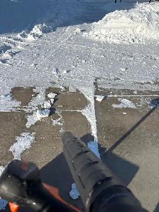 $25/hr   $25 4wd vehicle. Snow removal asap