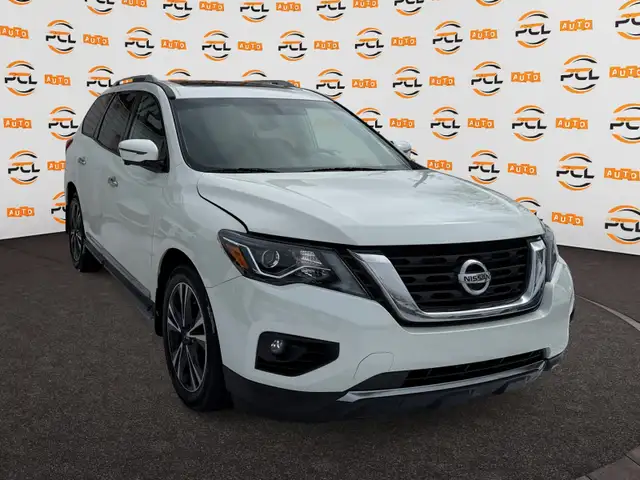 2019 Nissan Pathfinder LOADED LOW KMS