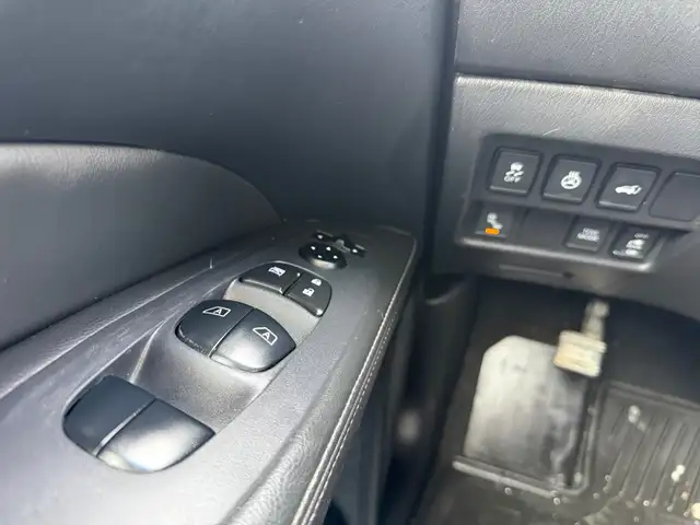 2019 Nissan Pathfinder LOADED LOW KMS - Photo 20