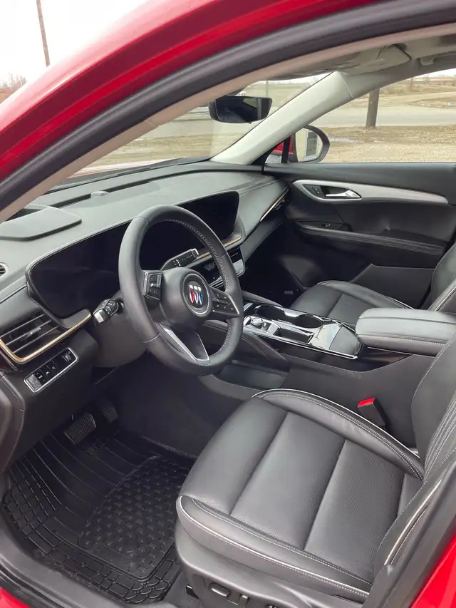 Automobile - Photo 5