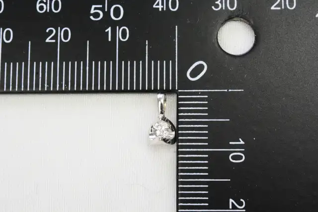 14K CANADIAN DIAMOND .10CT PENDANT - Photo 6