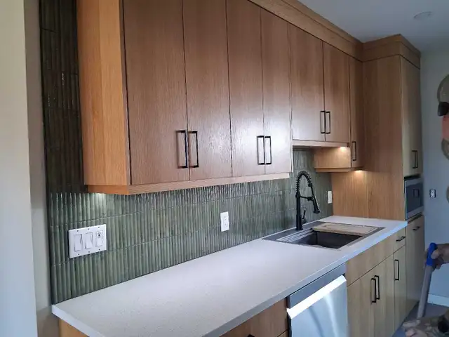 Hands on carpenter seeking work. - Photo 4