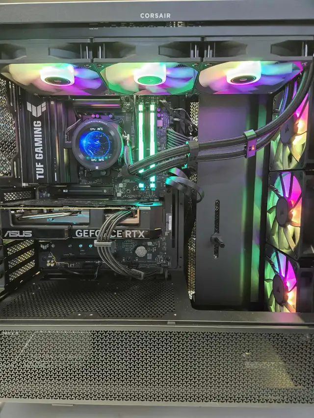 PC GAMING RYZEN 7 9800X3D RTX 4070 12GB 64GB DDR5 NVMe 2TB - Photo 4