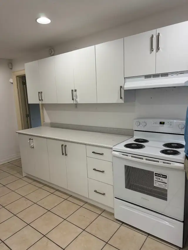 Room for Rent - Photo 2