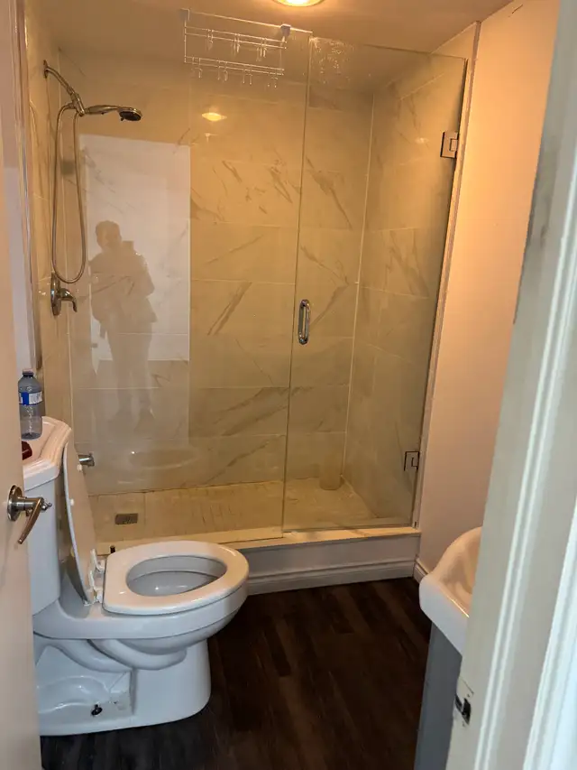 Room for Rent - Photo 5