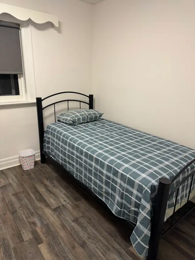 Room for Rent - Photo 7