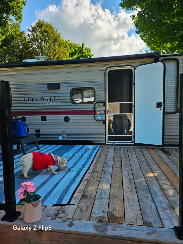 Cherokee-Greywolf Travel Trailer