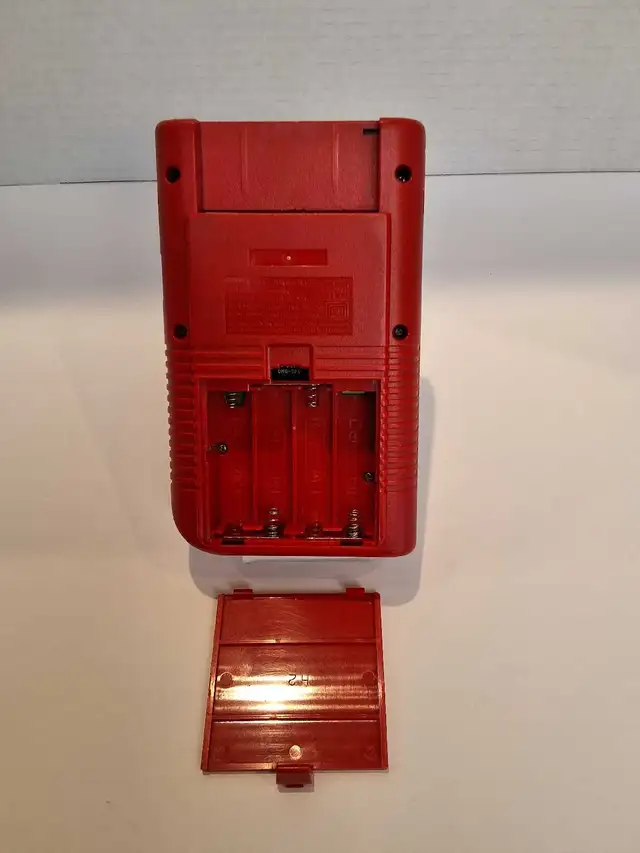 Nintendo Gameboy RED Play it Loud edition - Photo 2