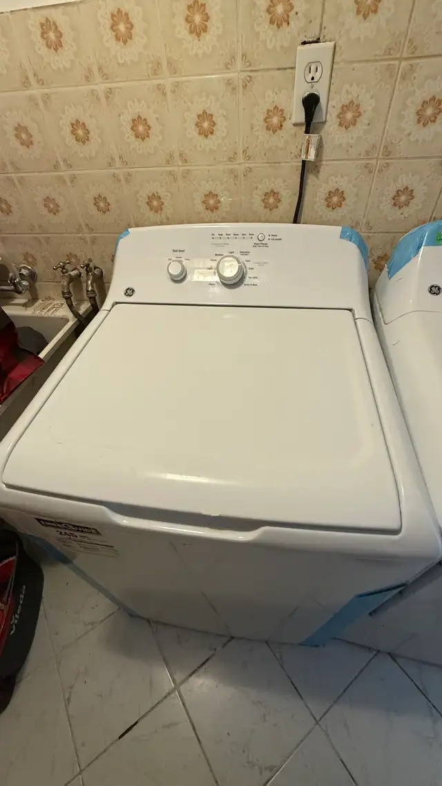 Washer for sell（Free dryer）