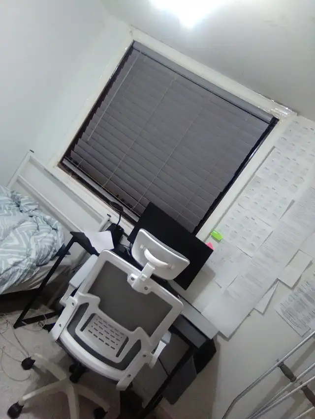 Private room- Utilities included