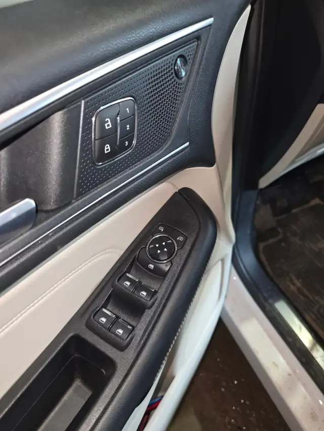 2022 Ford Edge - Photo 5