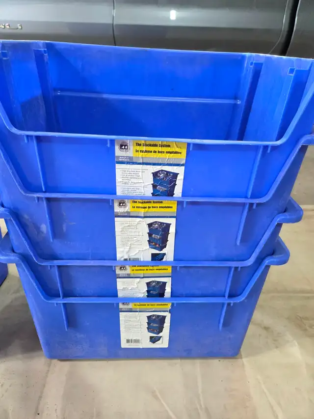 Storage bins - Photo 2