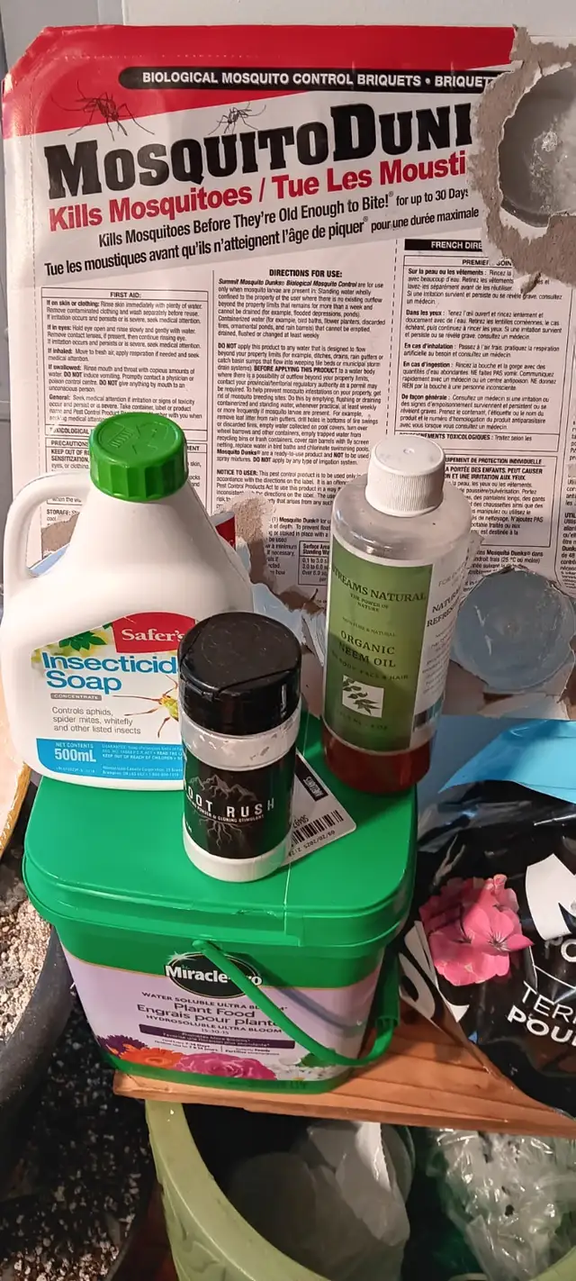 Complete Gardener’s Bundle - 3gal Tripod Pot   Soil   Fertilizer