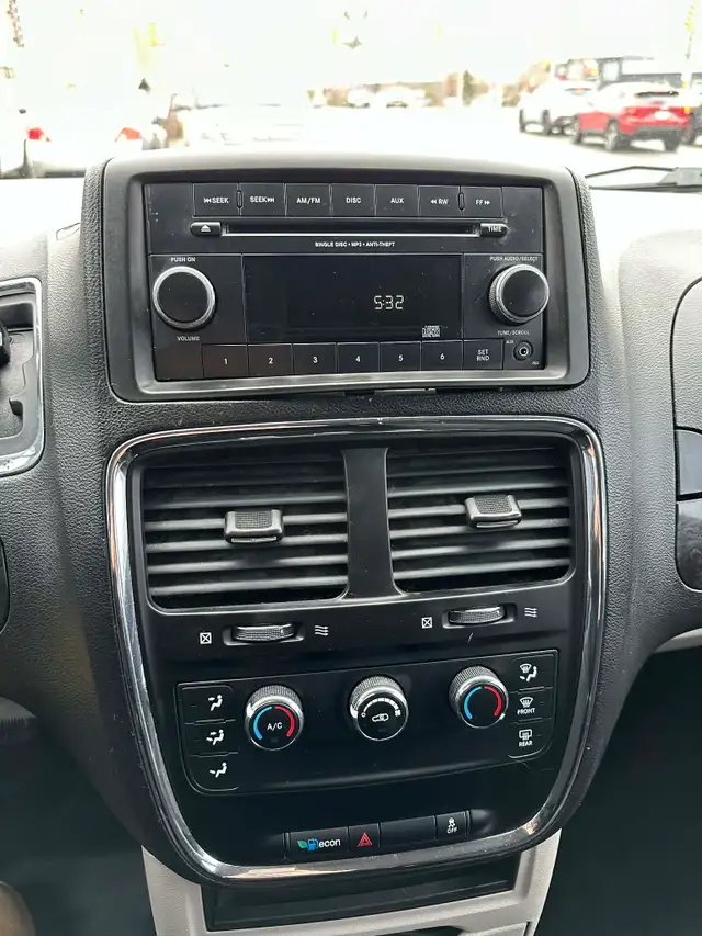 2016 Dodge Grand Caravan Canada Value Package - Photo 15