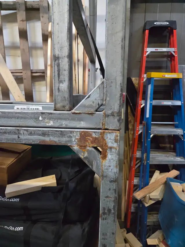 Metal Pallet Risers - Pallet Storage - Photo 3