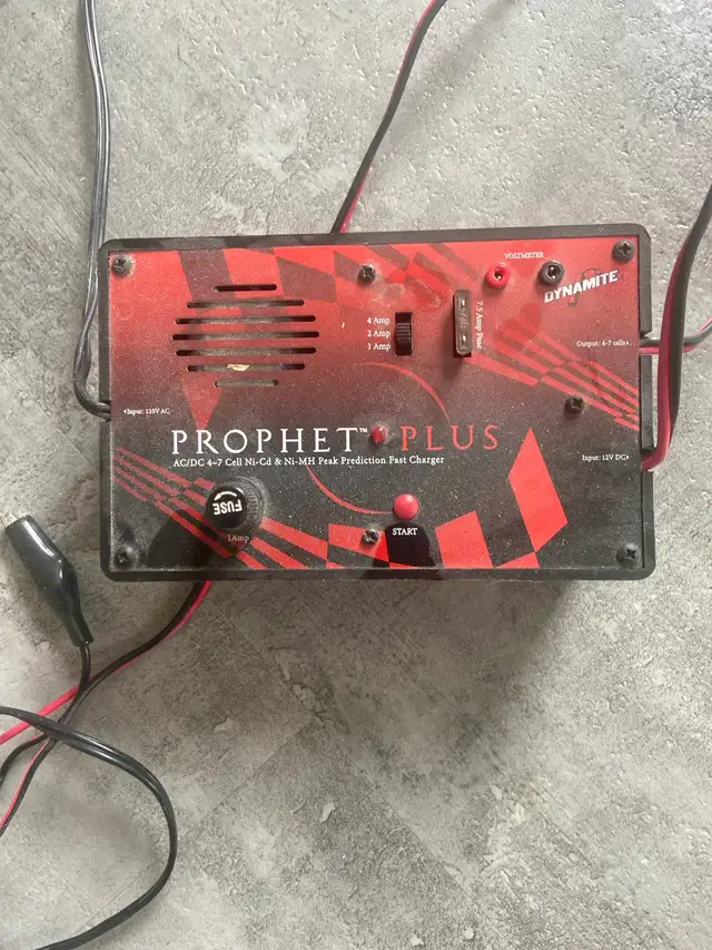 R/C cars with "Prophet" charger-FREE - Photo 2