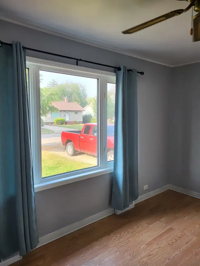 House for rent - Photo 2