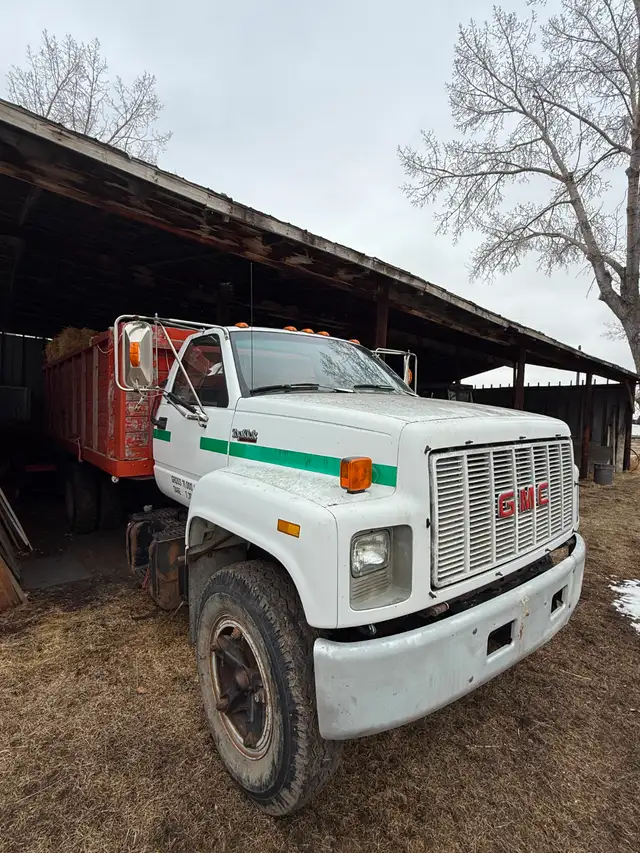 Mundell Farm & Haying Equip Online Auction Diamond Valley AB - Photo 8