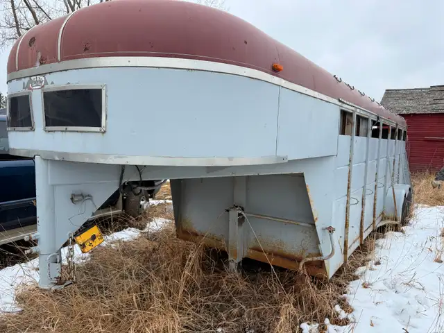 Mundell Farm & Haying Equip Online Auction Diamond Valley AB - Photo 10