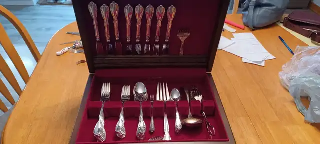 8 Place Setting- Silverware