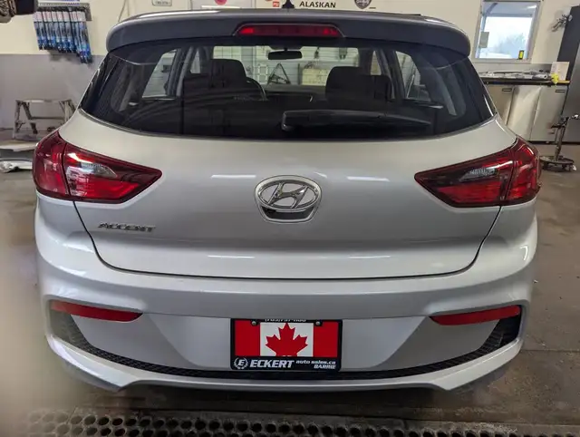 2019 Hyundai Accent PREFERRED WITH APPLE CARPLAY! - Photo 4